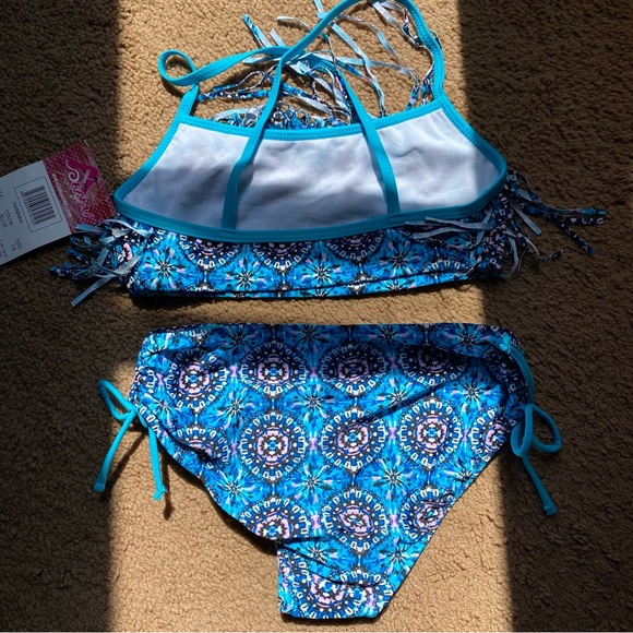Kanu Surf 2-piece Bikini - Picture 3 of 6